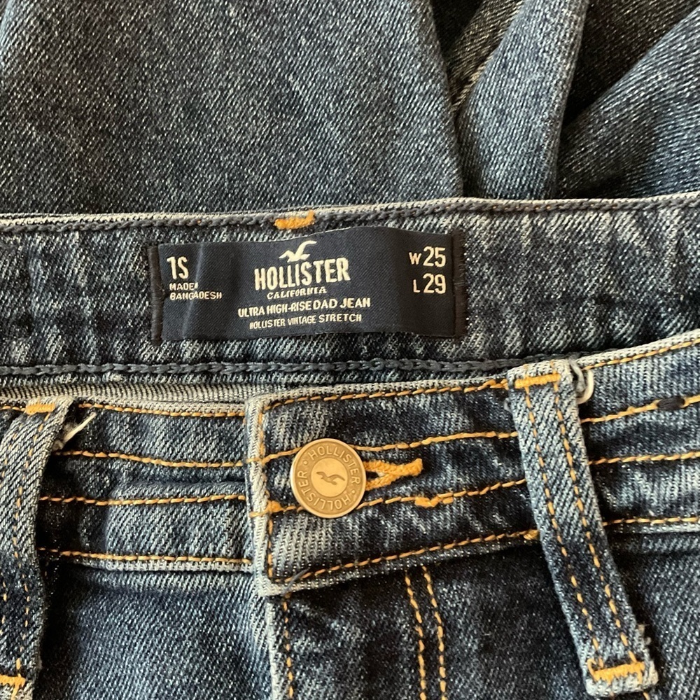 Hollister High Rise Blue Jeans Utility Style - Picture 6 of 6